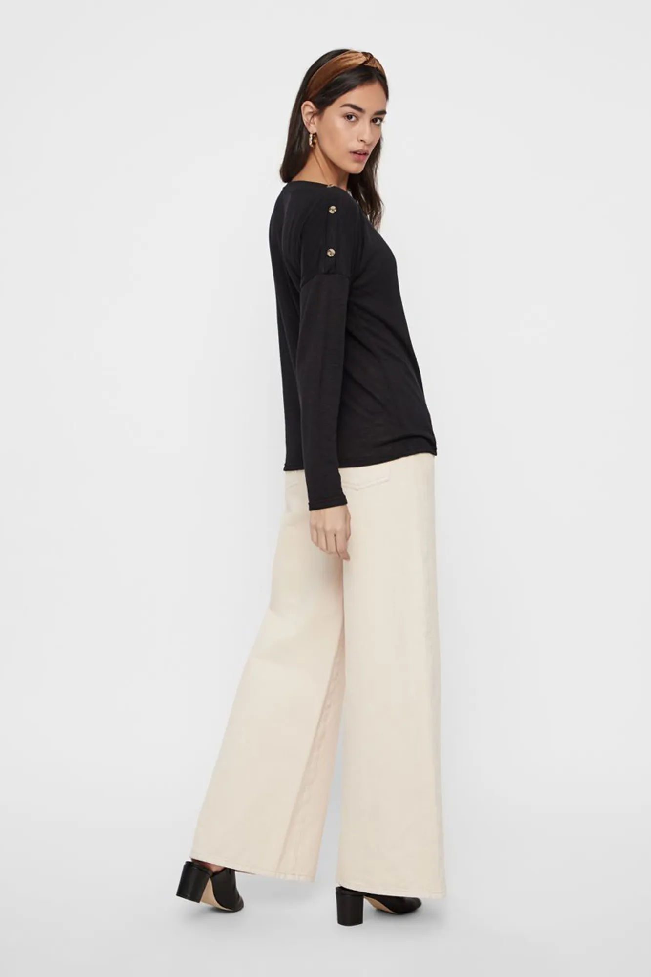 Pieces Top de manga larga cuello redondo