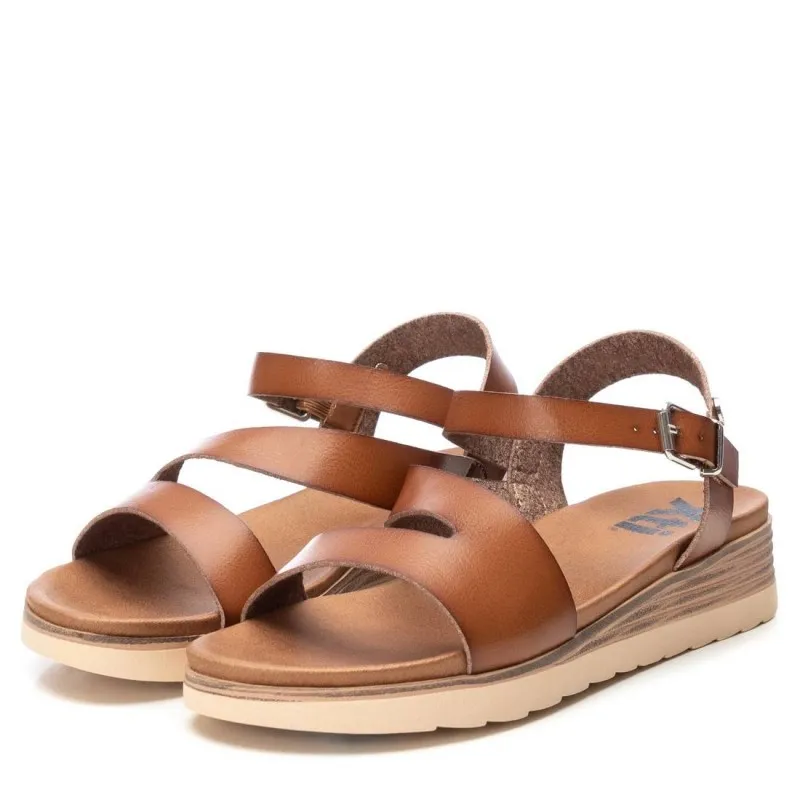 Sandalia de mujer XTI 142897 Taupe